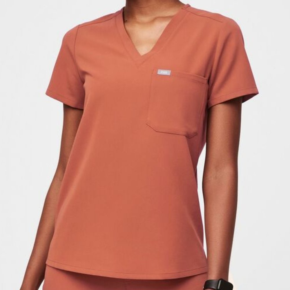 FIGS Terracotta Scrub Set(shirt and pants) 2XL